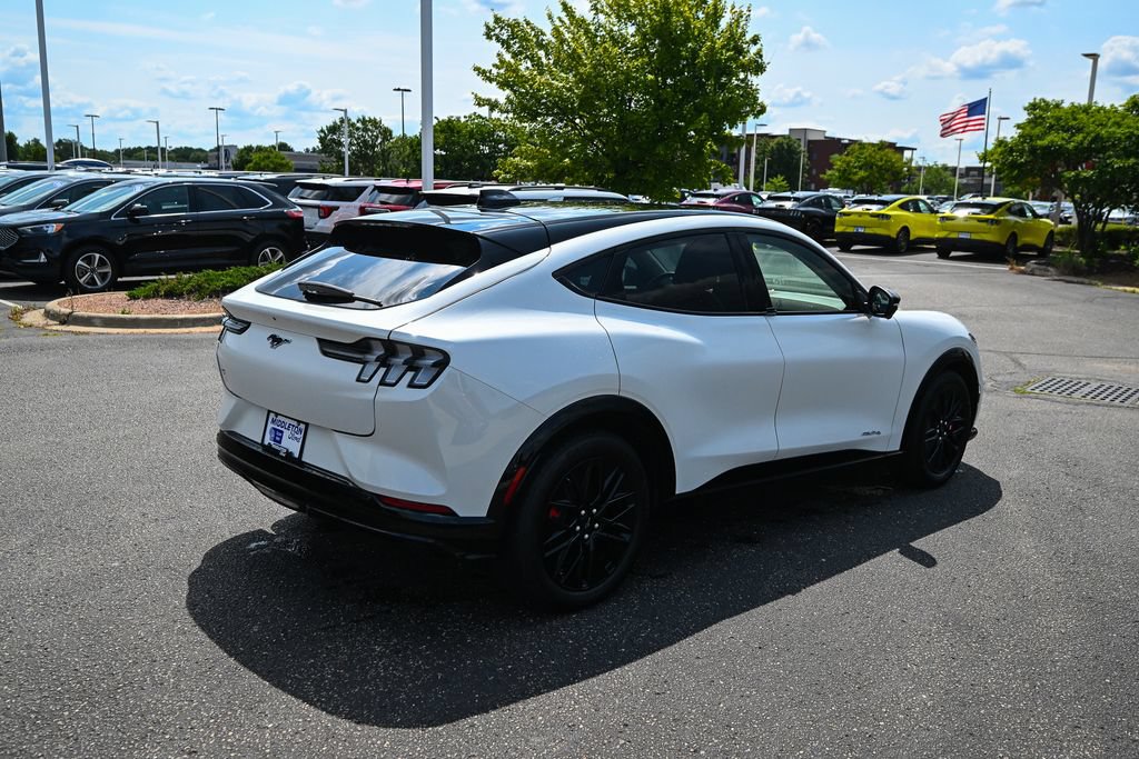 Certified 2025 Ford Mustang Mach-E Premium w/ Sport Appearance Package AWD/4WD image 5