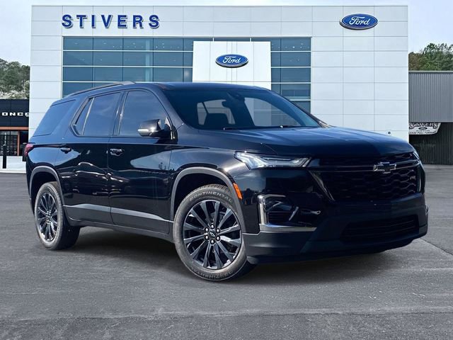 Used 2022 Chevrolet Traverse RS