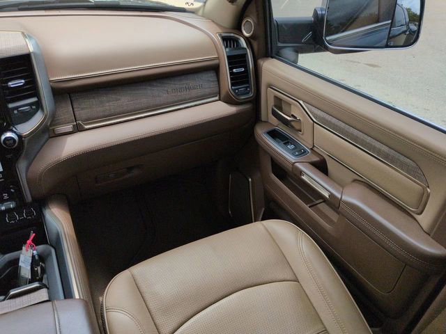 Used 2022 RAM 3500 Limited AWD/4WD image 21