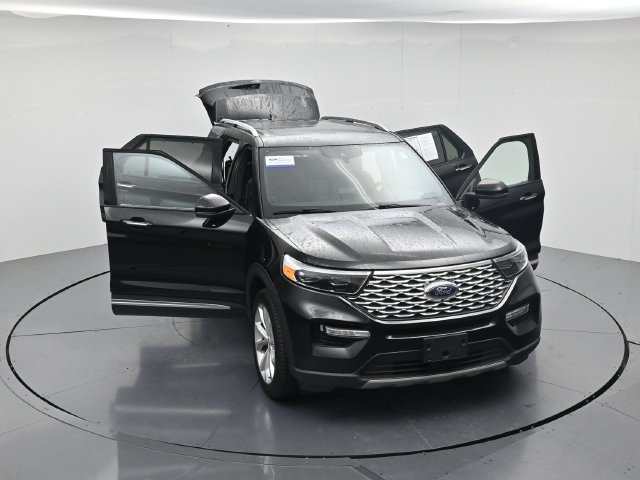 Certified 2024 Ford Explorer Platinum w/ Technology Package AWD/4WD image 52