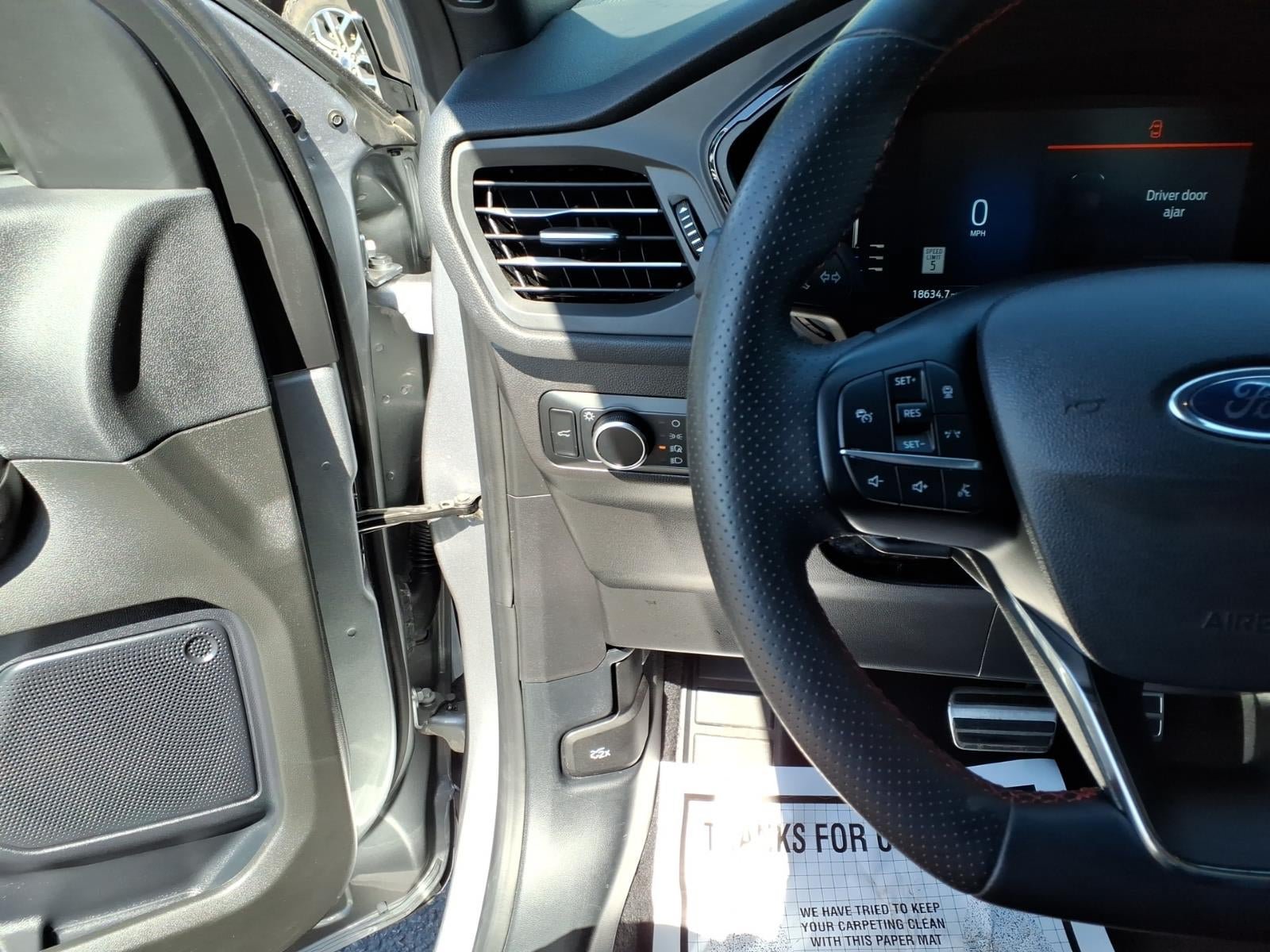 Certified 2024 Ford Escape ST-Line w/ Tech Pack #1 FWD image 28