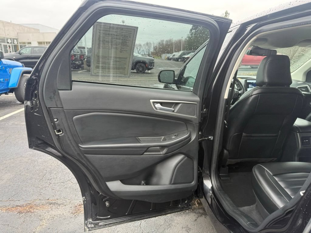 Certified 2022 Ford Edge SEL AWD/4WD image 32