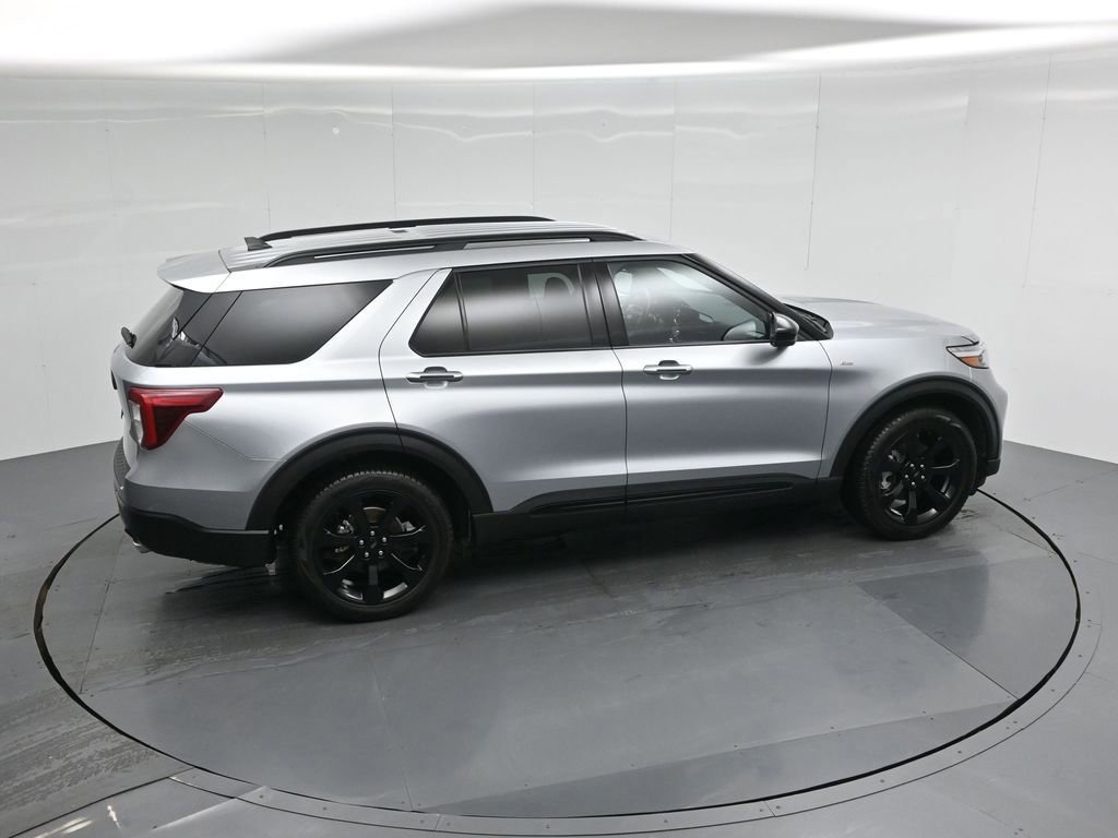 Certified 2023 Ford Explorer ST-Line w/ Class IV Trailer Tow Package image 12