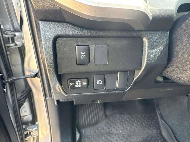 Used 2021 Toyota Tacoma SR5 RWD image 23
