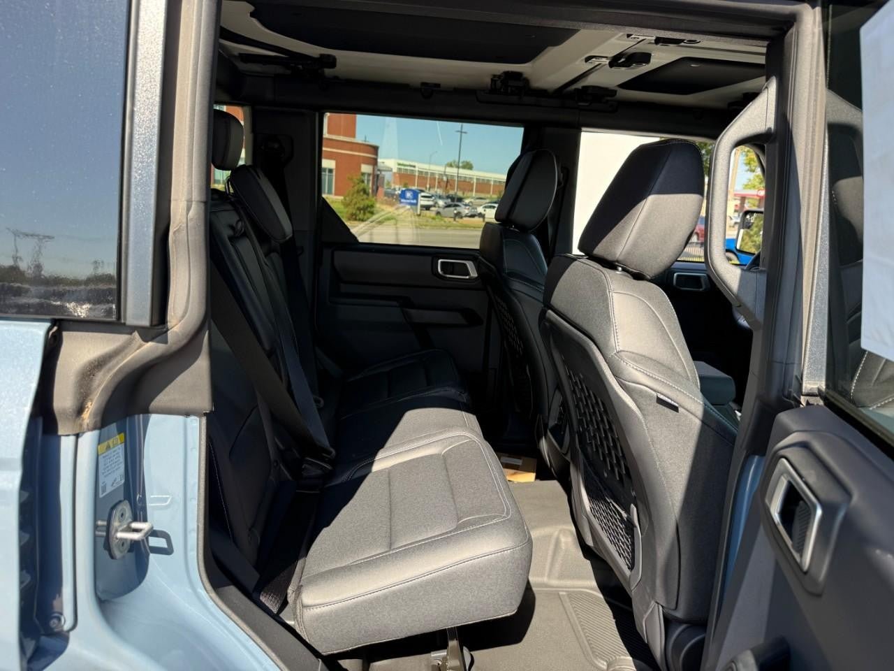 Certified 2025 Ford Bronco Badlands w/ Sasquatch Package AWD/4WD image 8
