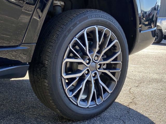 Used 2021 Jeep Grand Cherokee L Summit w/ Advanced Protech Group IV image 11