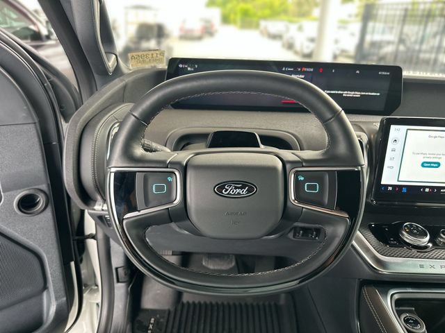 Certified 2025 Ford Expedition Platinum w/ Stealth Performance Package AWD/4WD image 15