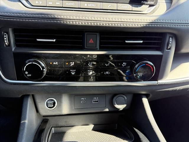 Used 2022 Nissan Rogue S AWD/4WD image 17