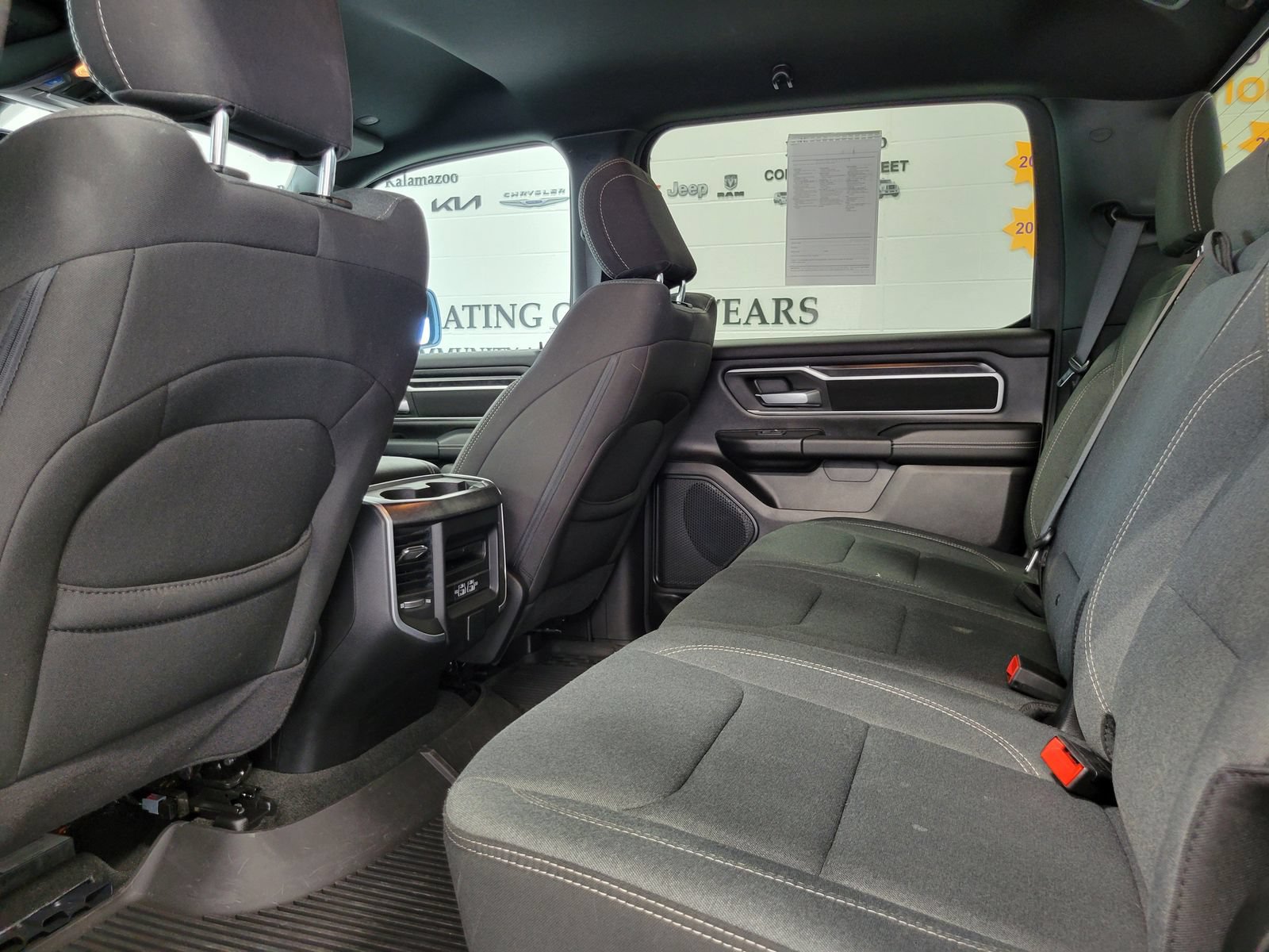 Used 2023 RAM 1500 Big Horn AWD/4WD image 24