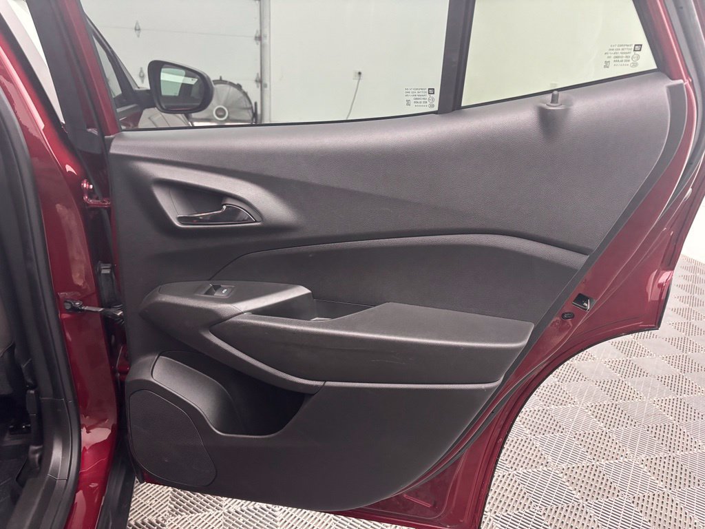 Used 2024 Chevrolet Trax ACTIV w/ Driver Confidence Package FWD image 36