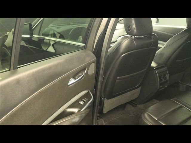 Used 2020 Cadillac XT4 Premium Luxury w/ Driver Awareness Package AWD/4WD image 11