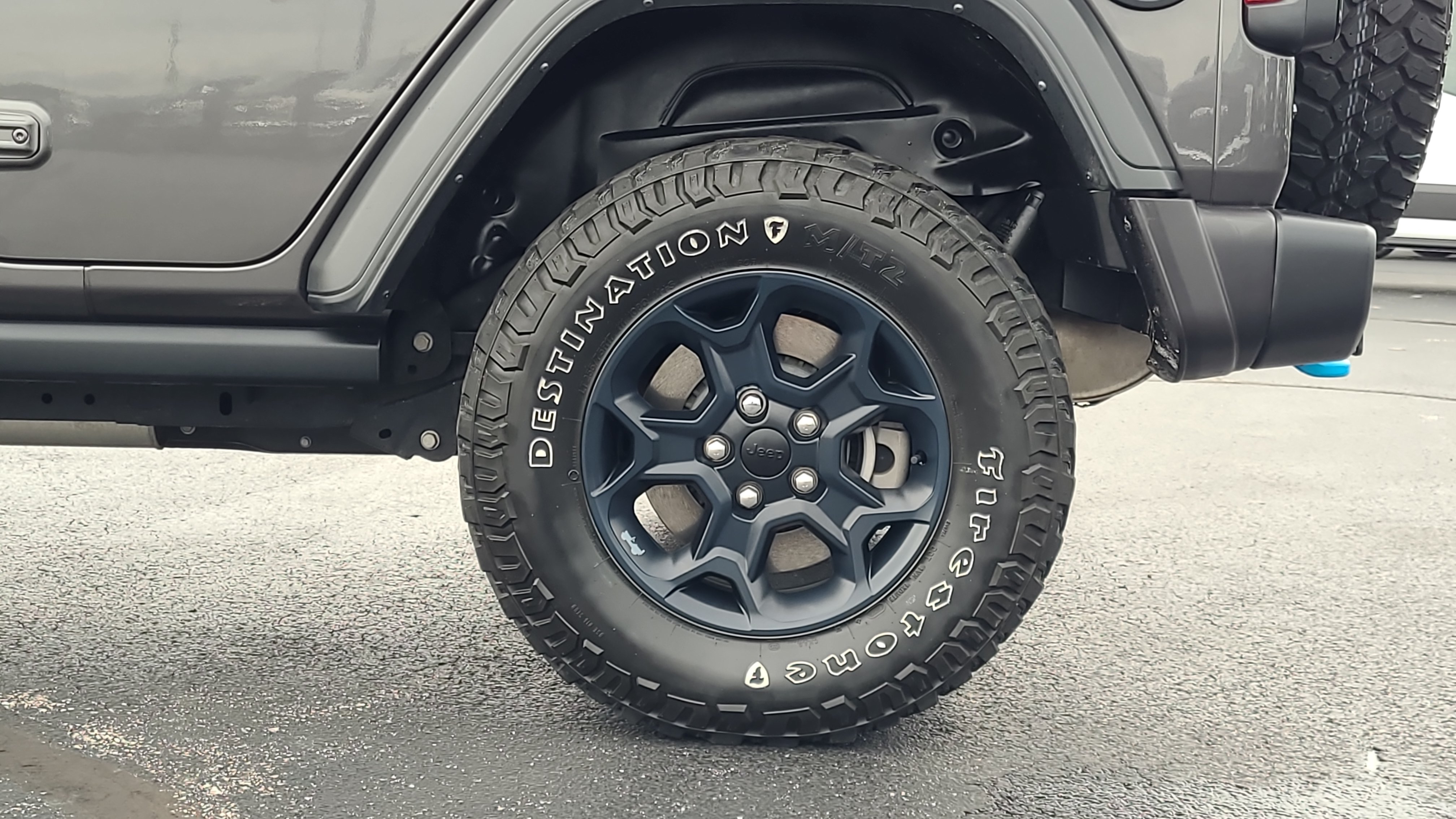 Used 2023 Jeep Wrangler Unlimited w/ Convenience Group AWD/4WD image 11