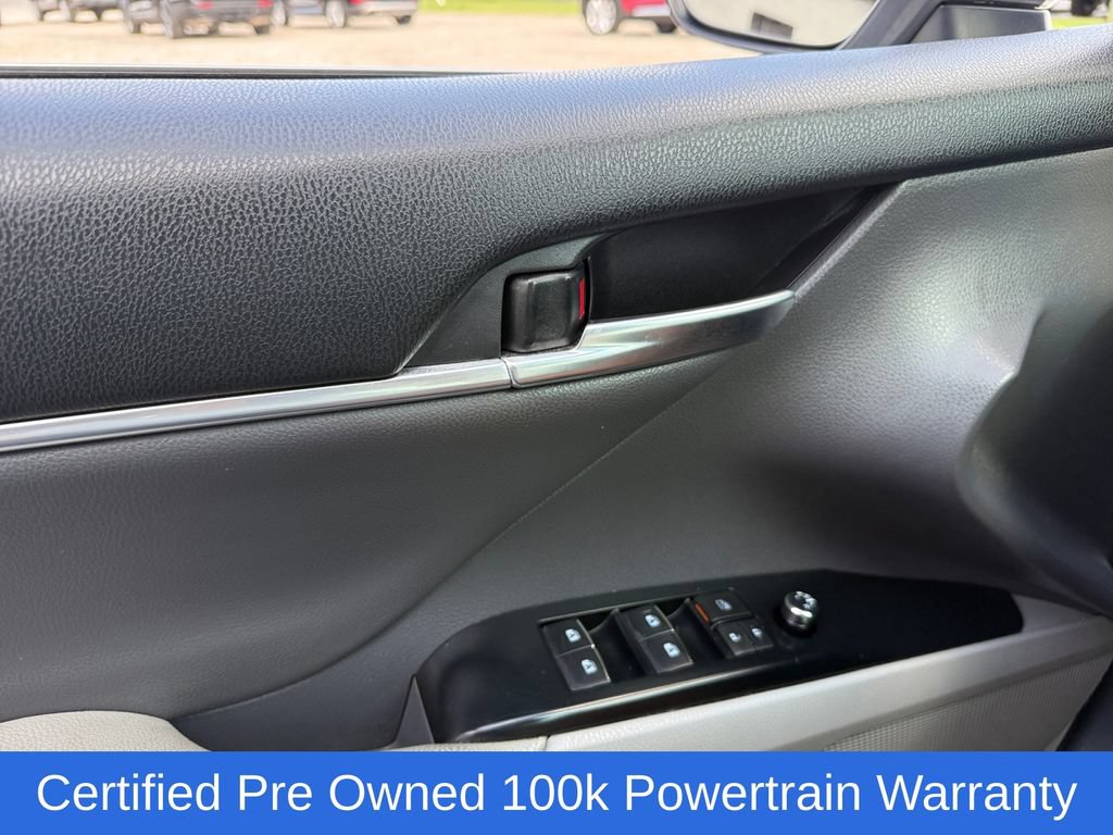 Used 2019 Toyota Camry XSE FWD image 20