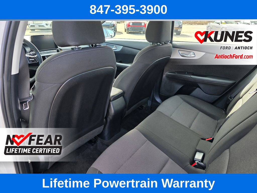 Used 2023 Kia Forte LXS w/ LXS Technology Package FWD image 21