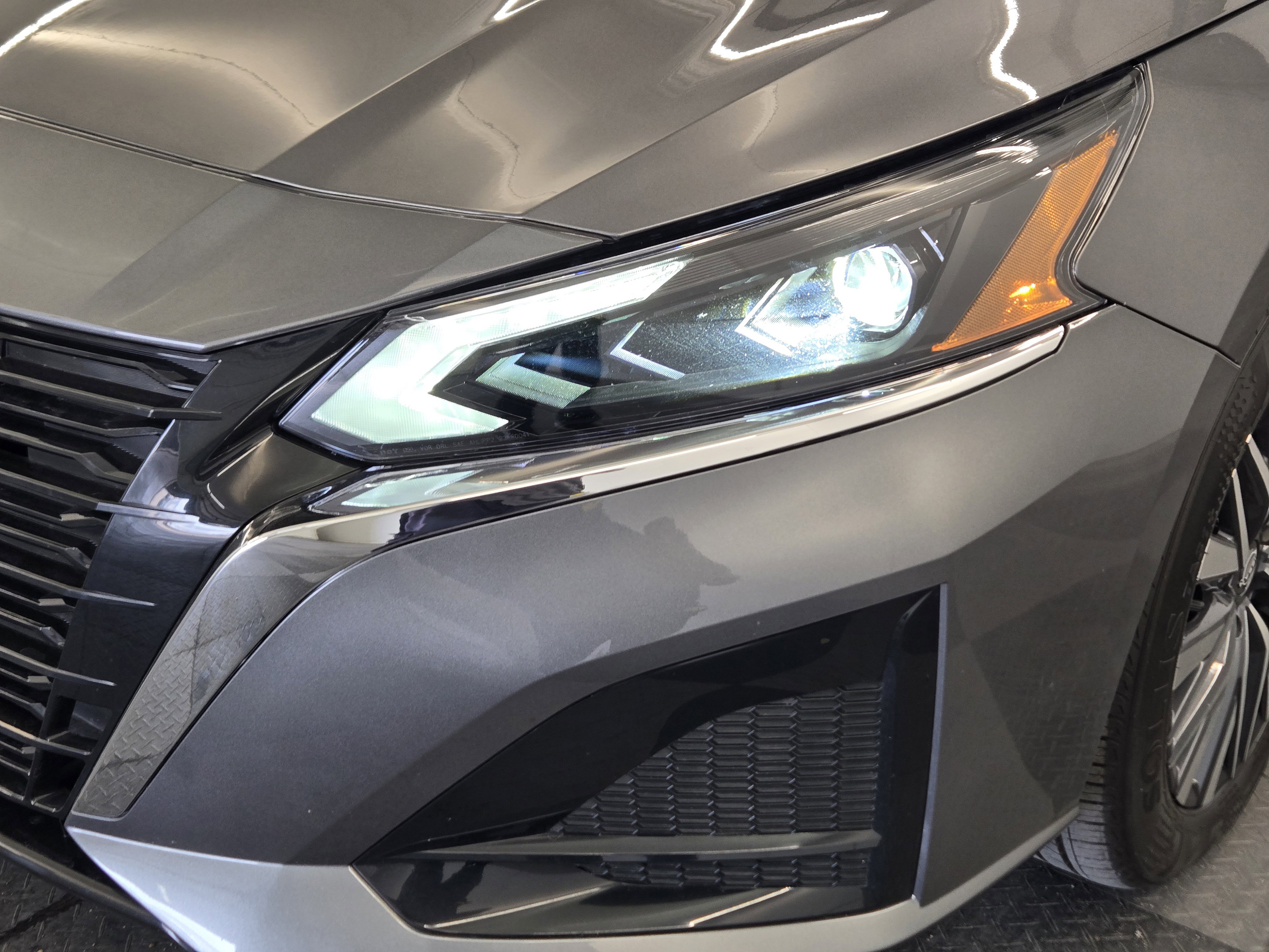 Used 2025 Nissan Altima 2.5 SV image 8