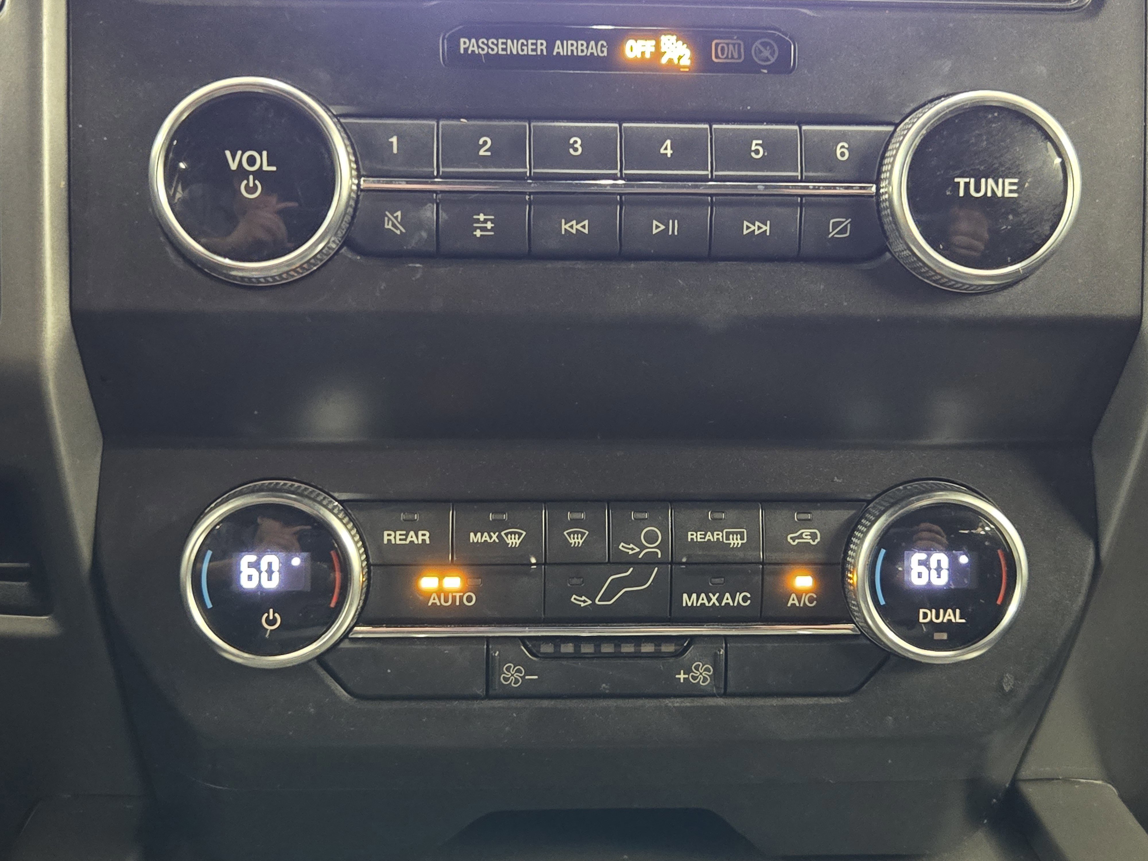 Certified 2020 Ford Expedition XLT RWD image 19