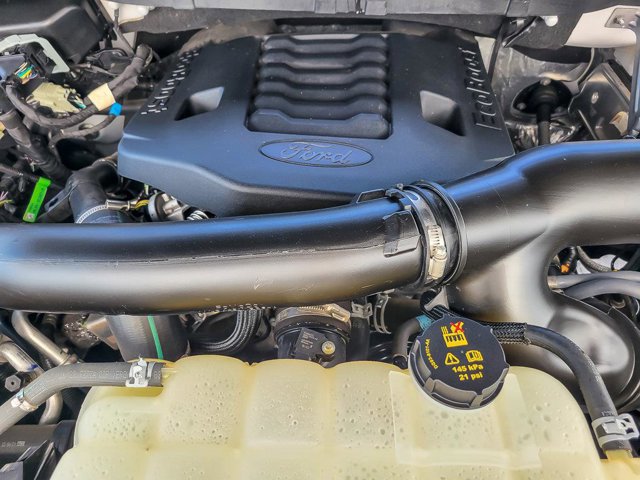 Certified 2022 Ford F150 XLT w/ Equipment Group 302A High image 31