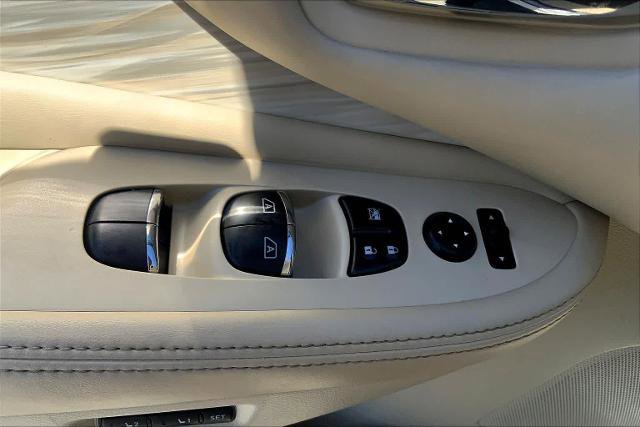 Used 2017 Nissan Murano SL w/ SL Technology Package AWD/4WD image 36