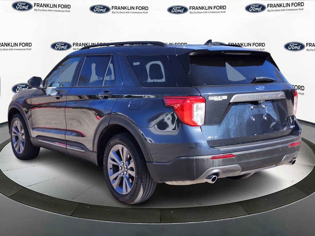 Certified 2022 Ford Explorer XLT w/ Equipment Group 202A AWD/4WD image 3