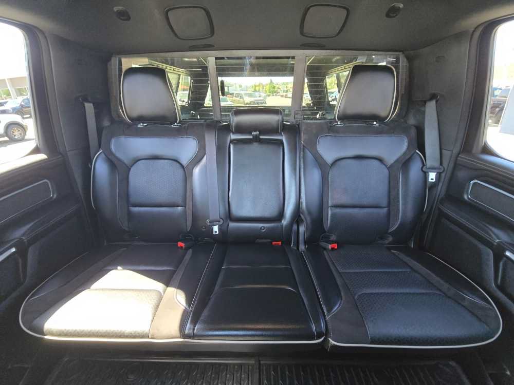 Used 2023 RAM 1500 Laramie AWD/4WD image 17