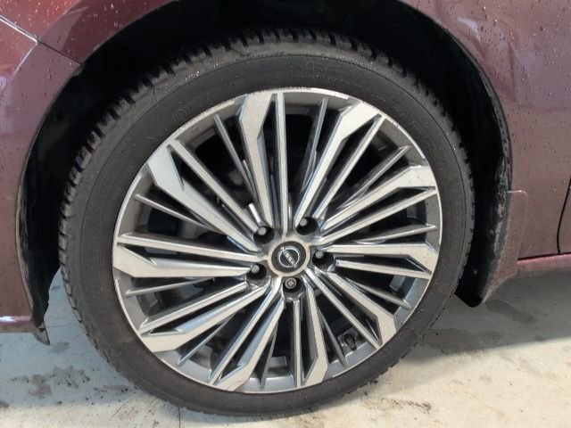 Used 2023 Nissan Altima 2.5 SL AWD/4WD image 9