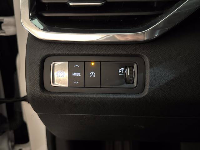 Used 2026 GMC Acadia Elevation w/ Elevation Premium Package FWD image 13