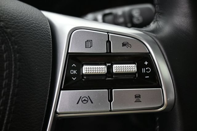 Used 2025 Kia Telluride S AWD/4WD image 16