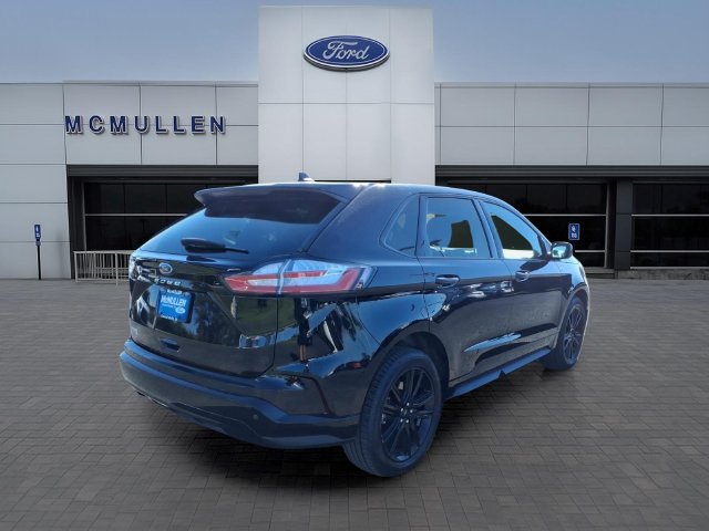 Certified 2024 Ford Edge ST-Line AWD/4WD image 5