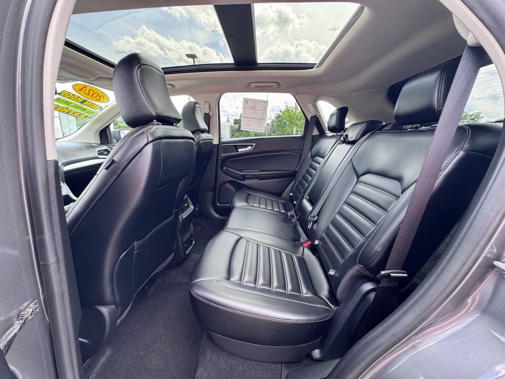 Certified 2024 Ford Edge SEL w/ Convenience Package AWD/4WD image 15