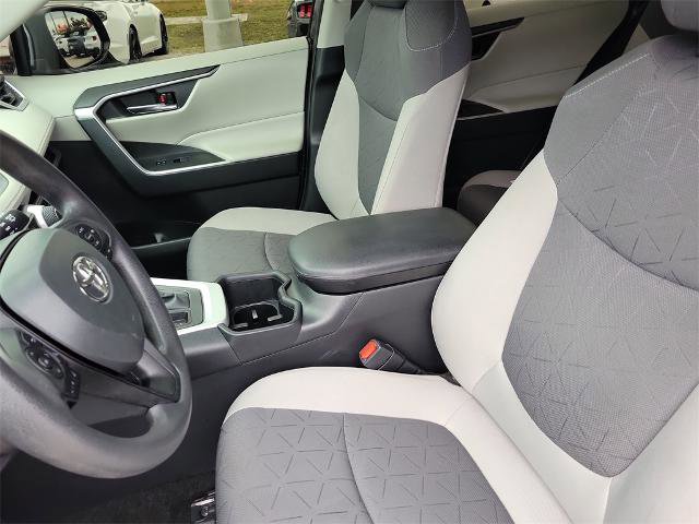 Used 2024 Toyota RAV4 XLE image 20