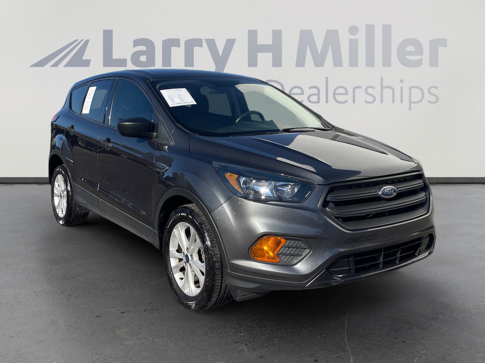 Certified 2019 Ford Escape S image 7