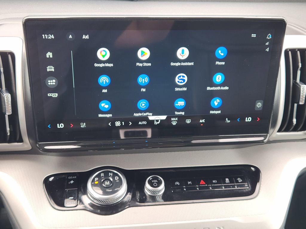 Certified 2025 Ford Expedition Active AWD/4WD image 16