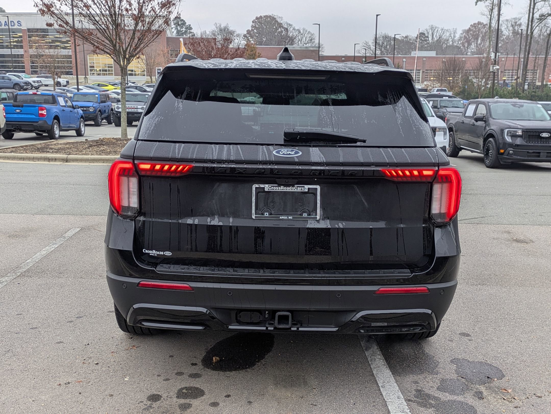 Certified 2025 Ford Explorer ST-Line w/ Premium Package image 5