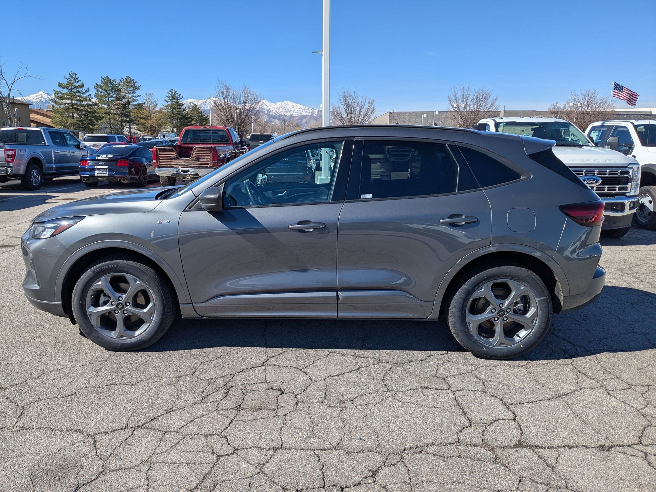 Certified 2023 Ford Escape ST-Line image 9