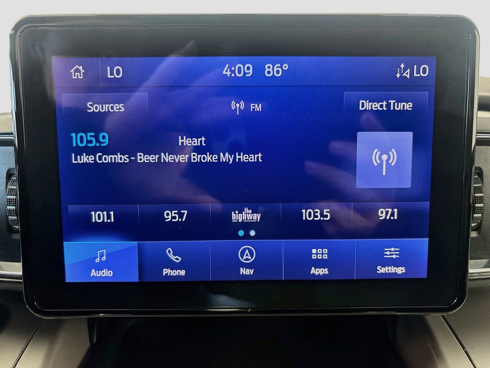 Certified 2023 Ford Explorer XLT w/ Equipment Group 202A AWD/4WD image 15