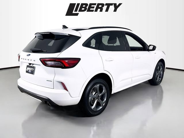 Certified 2023 Ford Escape ST-Line image 5