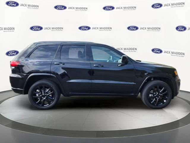Used 2021 Jeep Grand Cherokee Laredo X AWD/4WD image 6