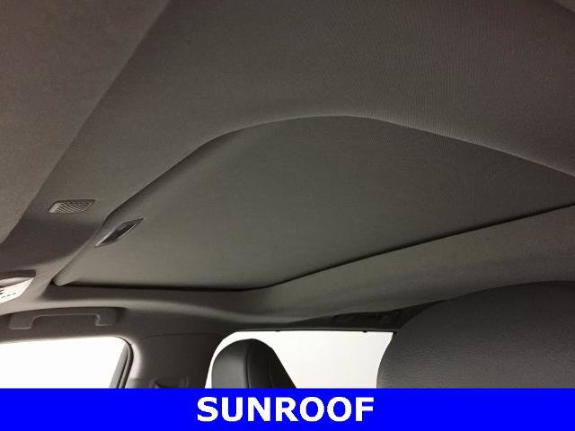 Used 2022 Toyota Highlander XLE image 14