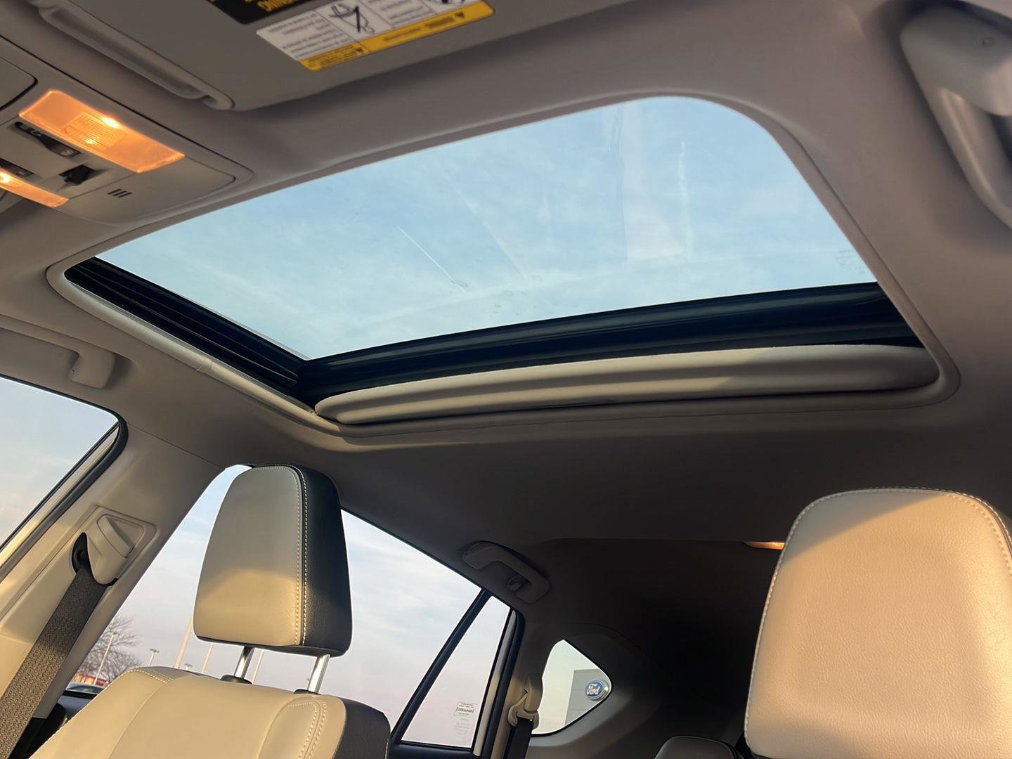 Used 2018 Toyota RAV4 Limited w/ All Weather Liner Package image 9