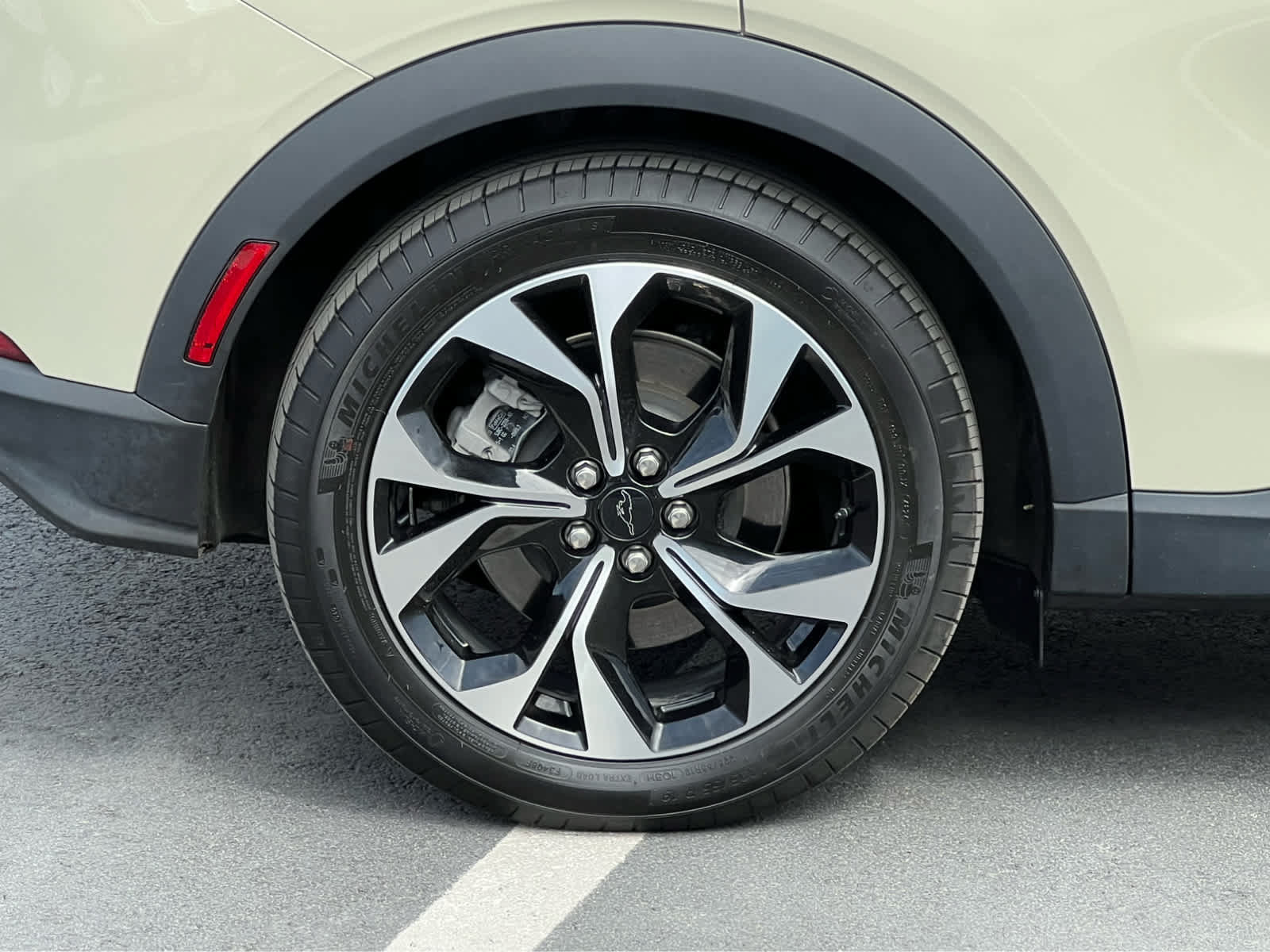 Certified 2025 Ford Mustang Mach-E Select AWD/4WD image 15