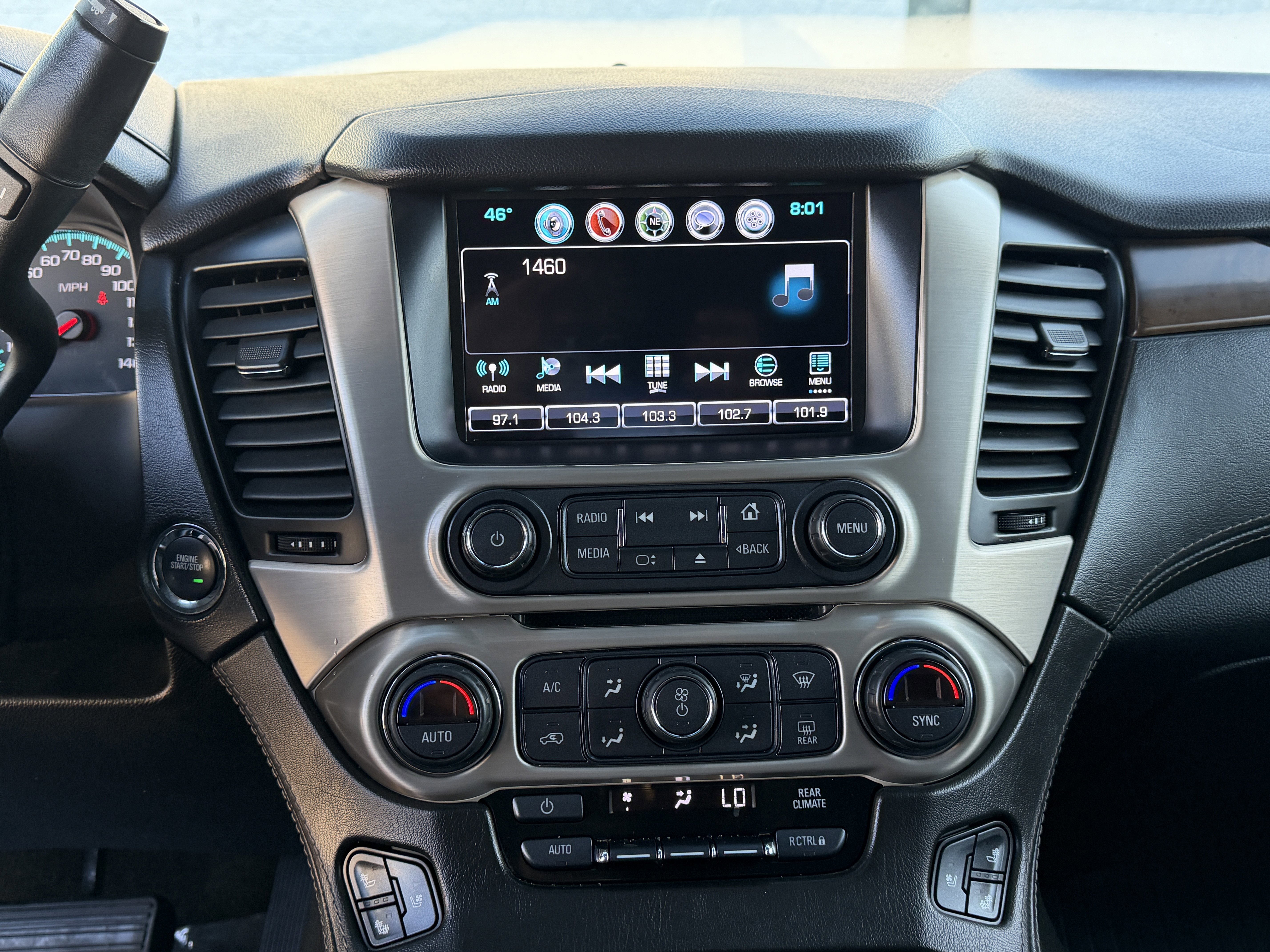 Used 2018 GMC Yukon Denali w/ Denali Ultimate Package image 16