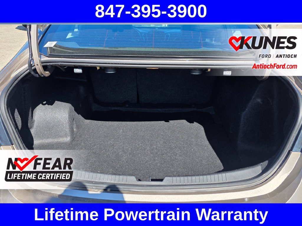 Used 2024 Chevrolet Malibu LT FWD image 35