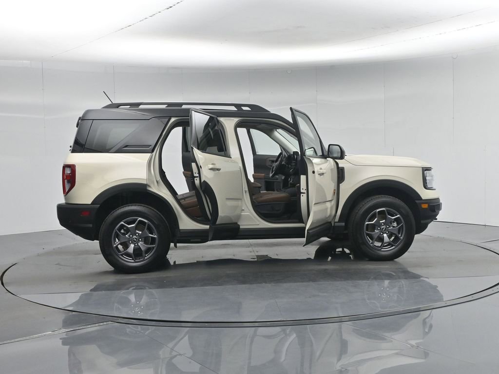 Certified 2024 Ford Bronco Sport Badlands w/ Premium Package AWD/4WD image 5
