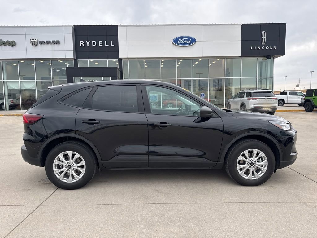 Certified 2025 Ford Escape Active image 6