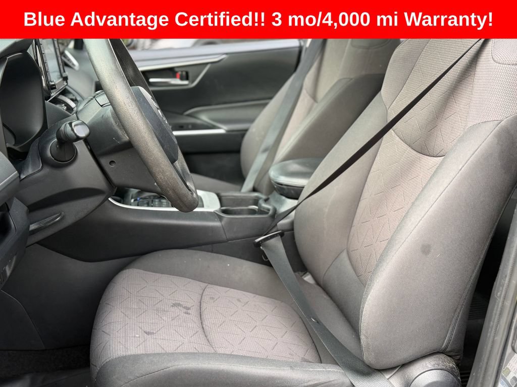 Used 2019 Toyota RAV4 XLE AWD/4WD image 16
