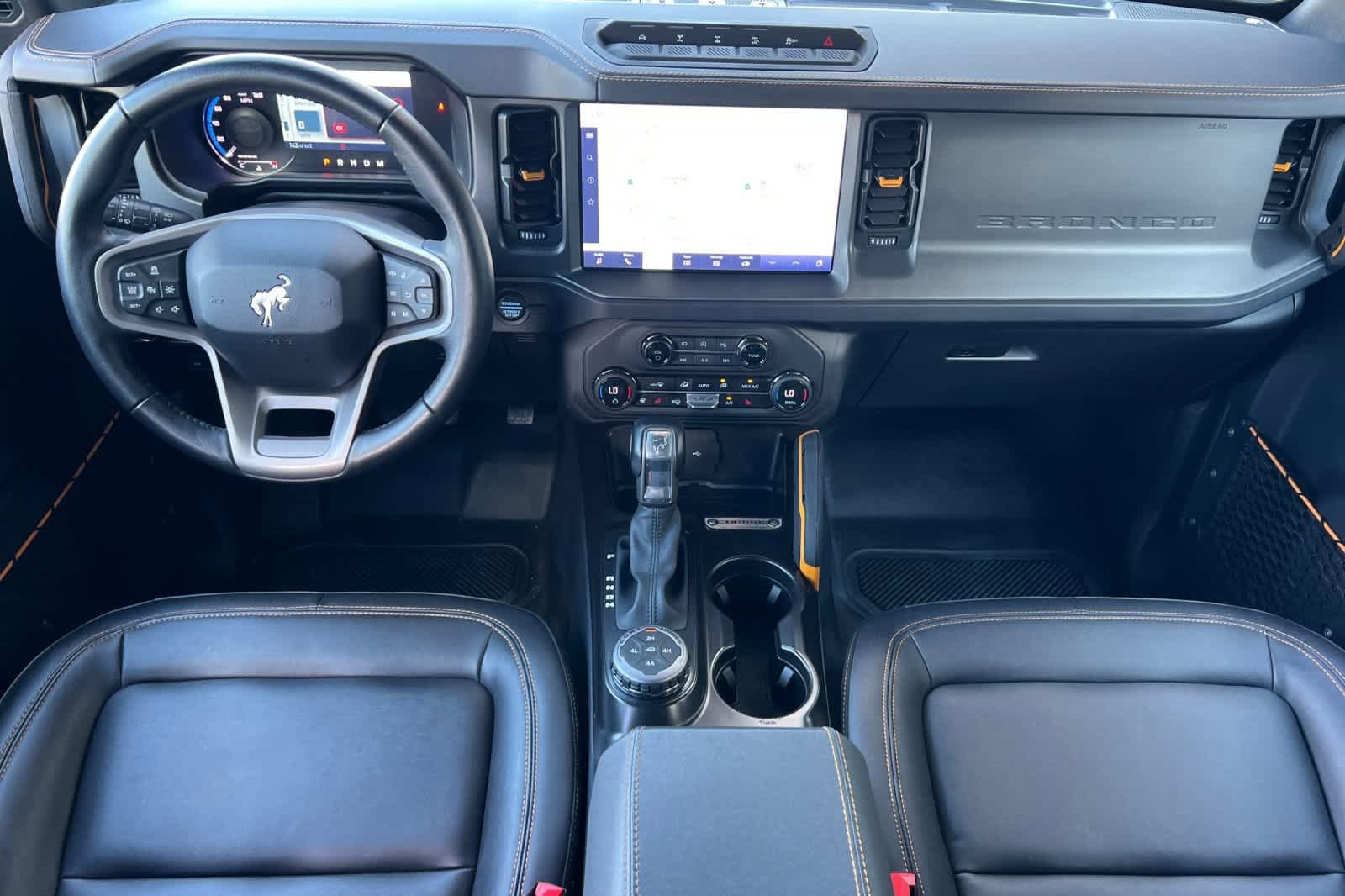 Certified 2024 Ford Bronco Badlands image 9