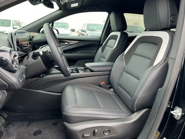 Used 2025 Chevrolet Blazer EV LT image 9