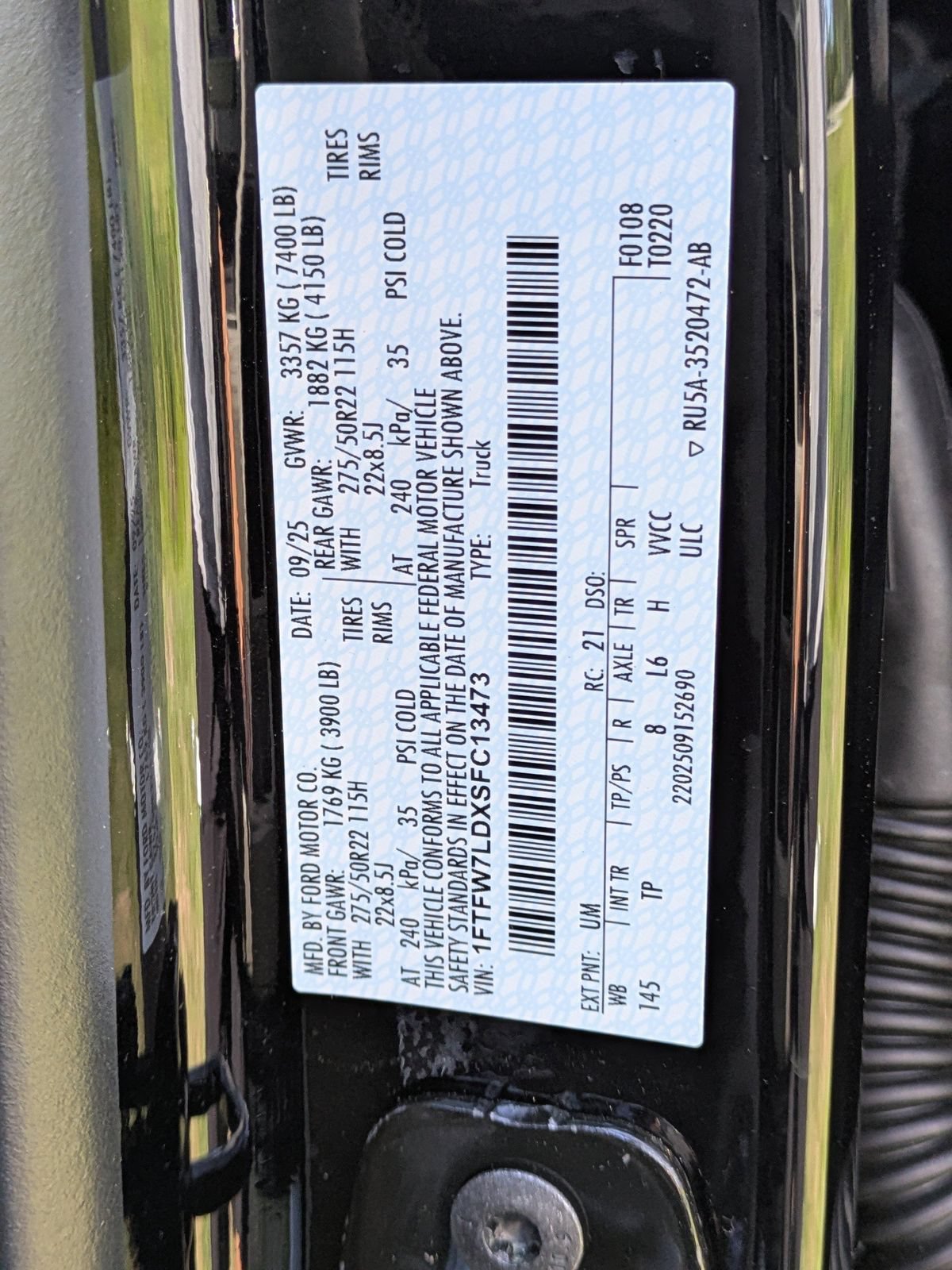 Certified 2025 Ford F150 Platinum w/ Equipment Group 703A Plus AWD/4WD image 17