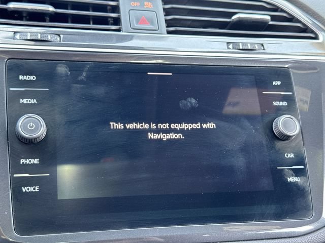 Used 2022 Volkswagen Tiguan SE R-Line FWD image 18