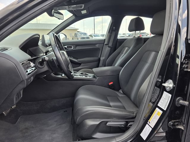 Used 2025 Honda Civic Sport image 12